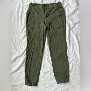 Athleta Women’s Forest Green Cargo Pants